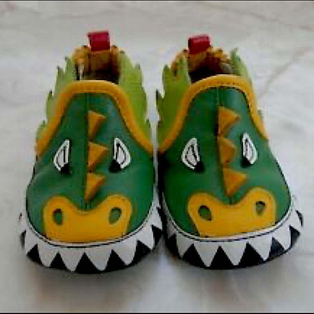 Robeez Baby Boy Dragon Leather Crib Shoes Infant Size 2 - NWT